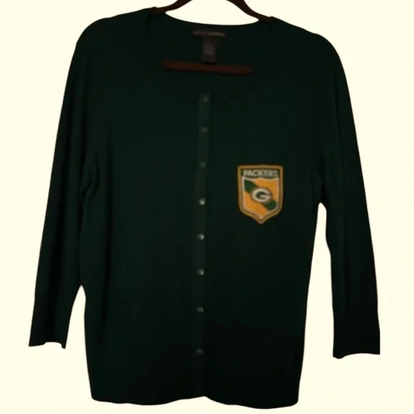 Packers sweater/cardigan, Grace Elements Large, deep green , yellow emblem.