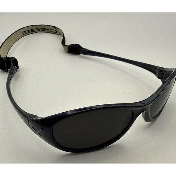CEBE 2000 Depose Youth/Kids Navy Sunglasses  with Adjustable Strap - Rare