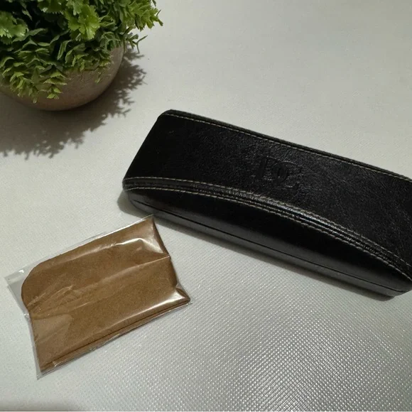 Di Caprio Black Leather Classic Sunglasses Glasses Case‎