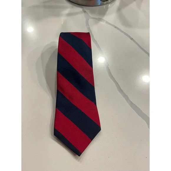 Gap Kids Boys Red Navy Blue Diagonal Striped Necktie Classic Preppy School Tie