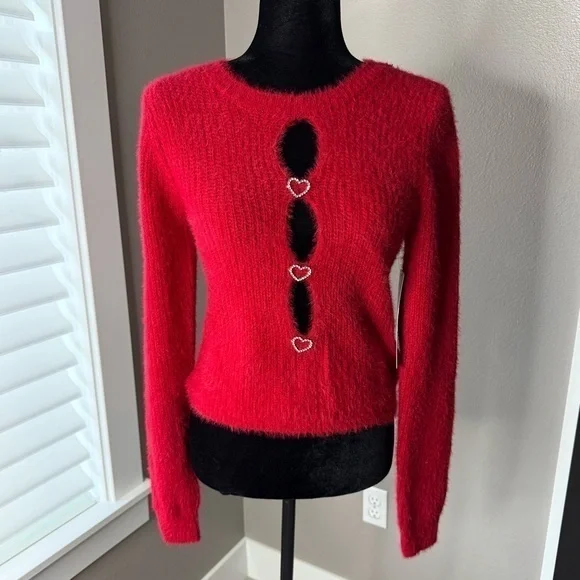 NWT Madden Girl Juniors size small soft red sweater with cutouts