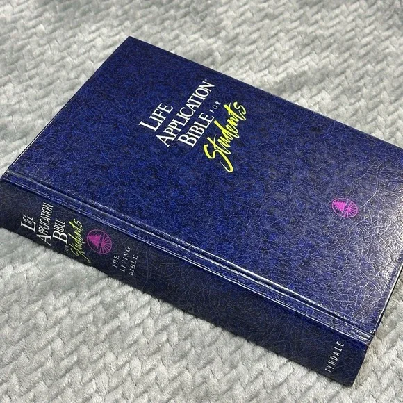 Life Application Bible for Students: The‎ Living Bible