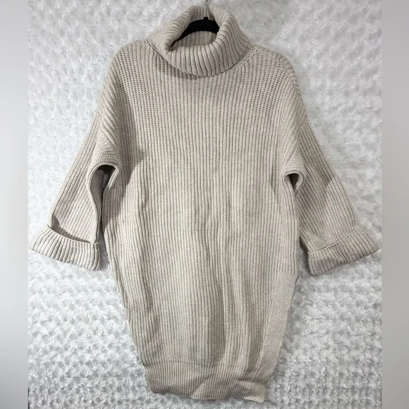 Anthropologie Moth Womens M Beige Ribbed Cable Knit Turtleneck Sweater‎