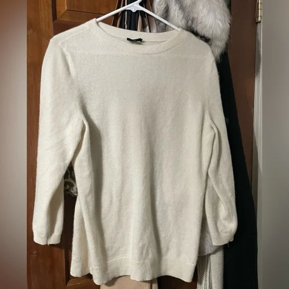 Talbots Cream Cashmere 3/4 Sleeve Crew Sweater