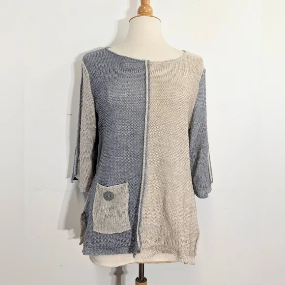 Two-Tone Loose Knit Sweater with Pocket Art To Wear Langenlook Coastal M