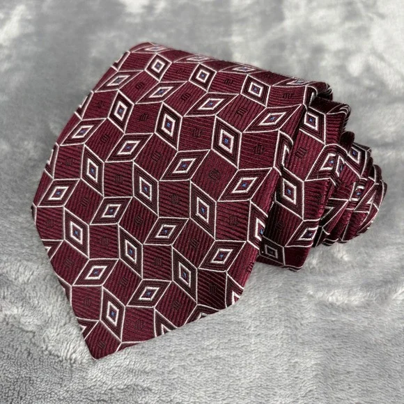 JOS A BANK Burgundy Geometric Silk Mens Necktie Handsewn‎