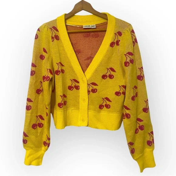 NOISY MAY Cosmic V-Neck Cardigan Cherry