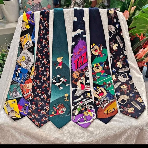 Warner Bros Colorful‎ Cartoon Character Ties Collection