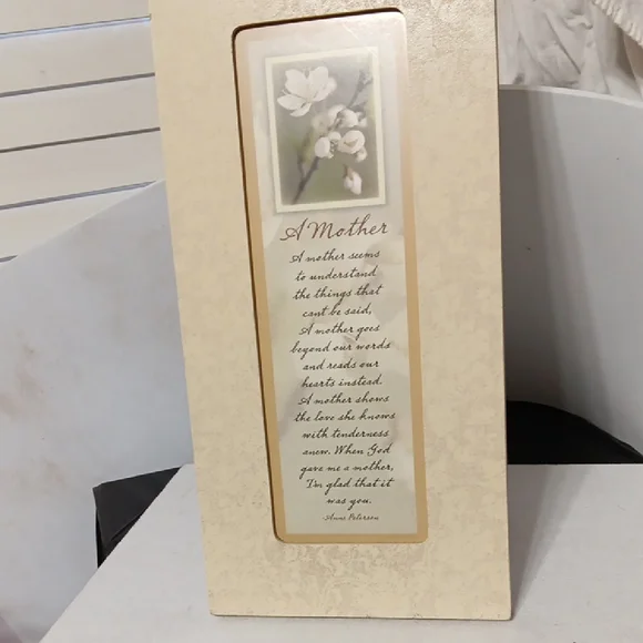 Elegant Cream Mother Plaque