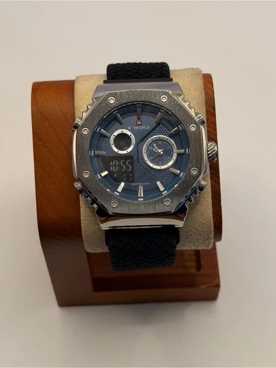 NAVIFORCE Watch Men Week Date LED‎ Digital Wristwatch Silicone Sport Watch