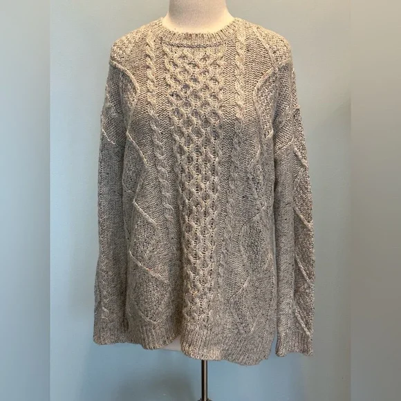 Treasure & Bond CabinCore Cable Knit Wool blend crew neck sweater size Medium