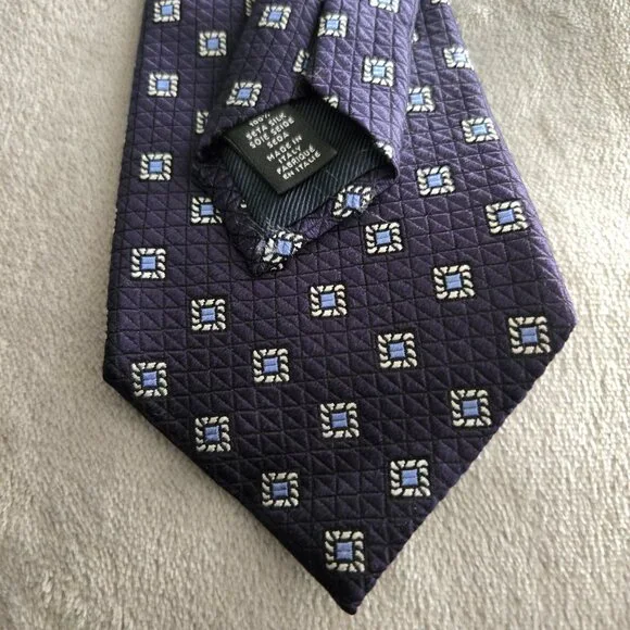 ERMENEGILDO ZEGNA Navy light Blue TEXTURED geometric Woven Silk Tie Italy