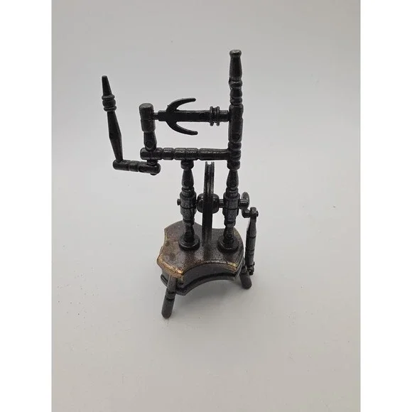 Spinning Wheel Die Cast Metal‎ Collectible Pencil Sharpener