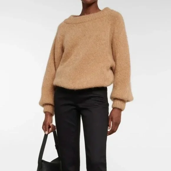 Tom Ford Womens Mohair Boat Neck Sweater Biscuit Beige Sz Medium NWT Lux‎ Italy