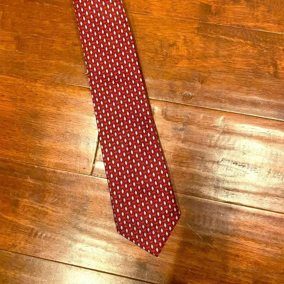 Silk tie