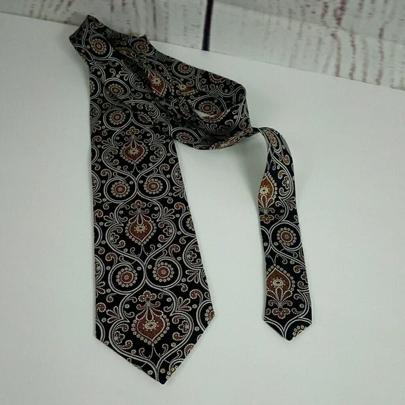 Vera Bradley for Baekgaard 100% Silk Neck 4x58