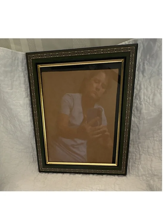 Pillsbury 8x10 Wood Floral Frame Green Gold Black Freestanding Clear Glass