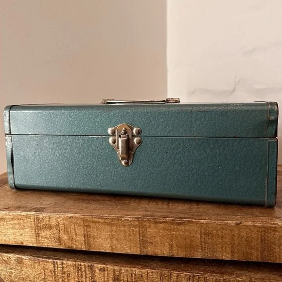 Teal Moonbeam Enamel Steel Artist Utility Box