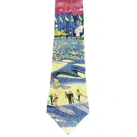 DON LOPER Men’s‎ 100% Silk Tie Necktie Golf Scene Golfing 4” Wide