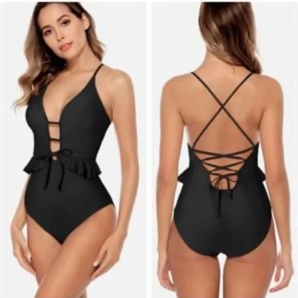 Fashion World Boutique Black Lace-Up One-Piece Swimsuit Small