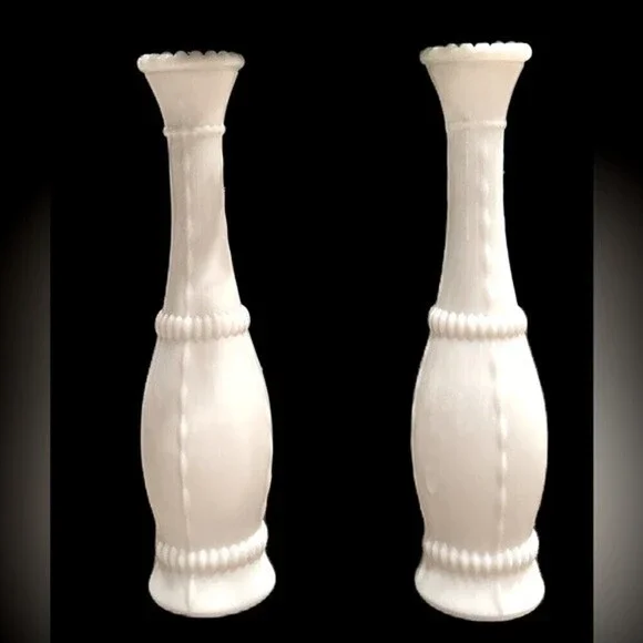 Milk Glass‎ Vases Vintage White Vertical Lines Bar Pattern Set 2