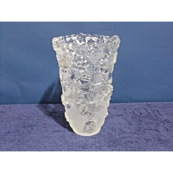 Mikasa Bella‎ Heavy Lead Crystal Frosted Glass Daisy Vase 8