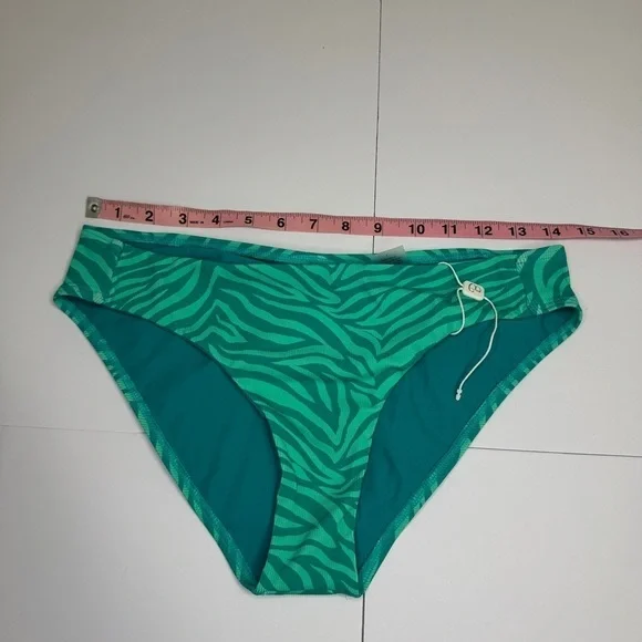 Beach Bunny Green Zebra Print Bikini Bottoms Size L NWOT