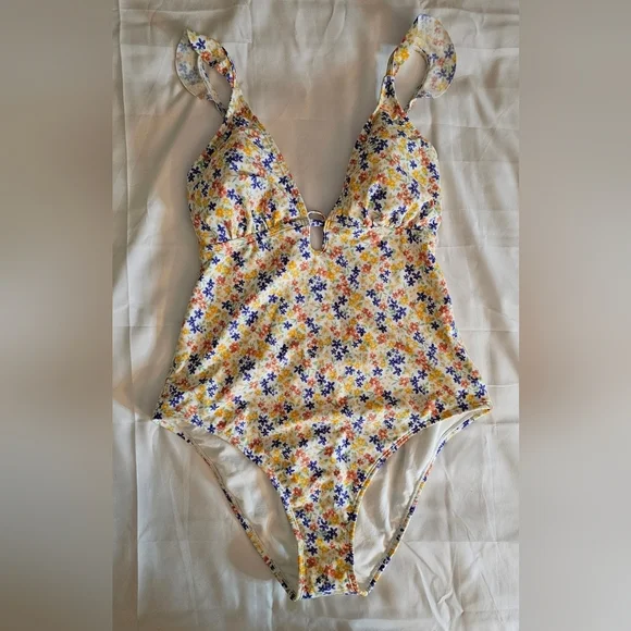 Shade & Shore Ditsy Floral Ruffle Plunge One-Piece Swimsuit - Size Large