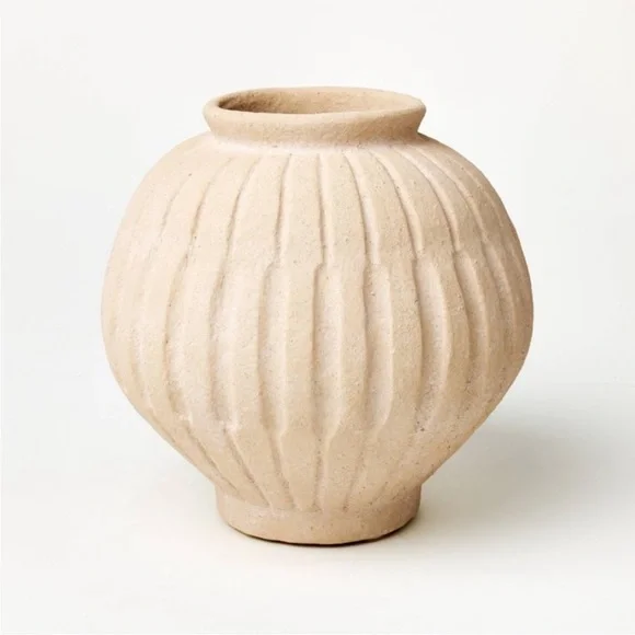 STUDIO MCGEE NWT carved ceramic vase -tall -cream -9”