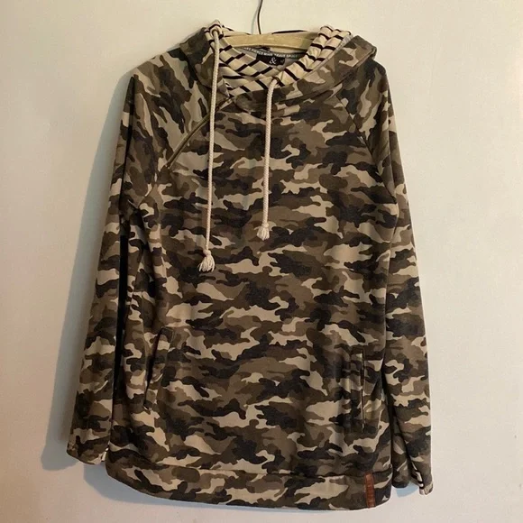 Ampersand Camo Double hooded sweatshirt (M1)