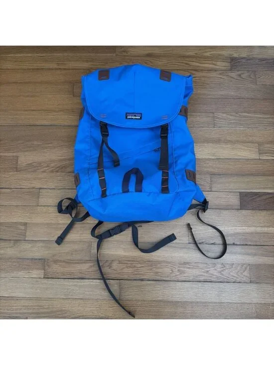Patagonia Arbor Grande Pack 32L Backpack Blue