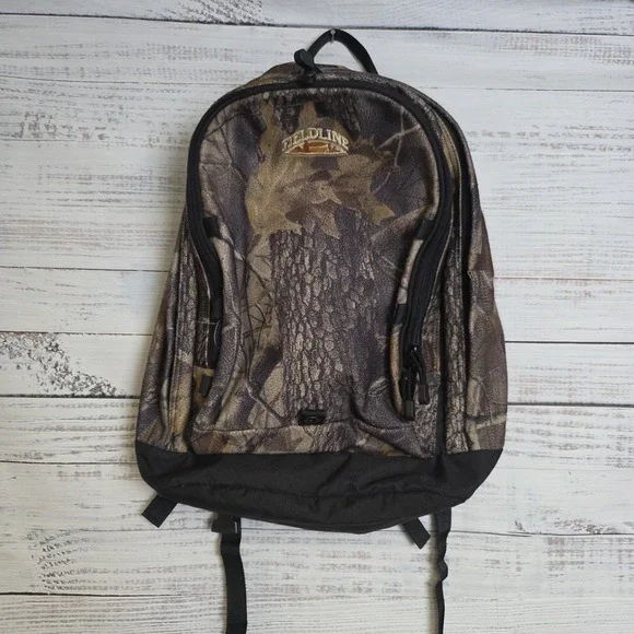 Fieldline Realtree Hardwood Camouflage Hunting Backpack‎ Soft Zipper Issue Hole