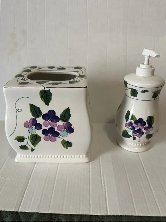 Water Garden Too Sweet Violets Ceramic Tissue Box Cover & Soap Pump Set
