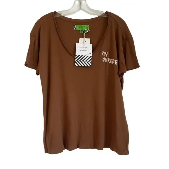 NWT Sandrine Rose Ribbed V-Neck Tee, “The Outsider” Brown, Women’s Small