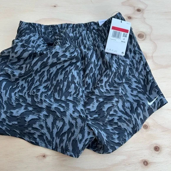 Nike Men's Black and Gray Swim Shorts