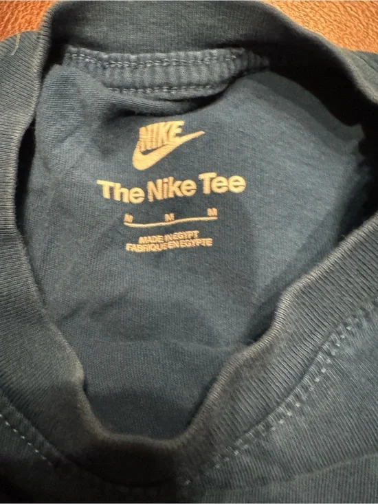 Nike Dark Teal The Nike Tee Crew and shorts outfit size medium