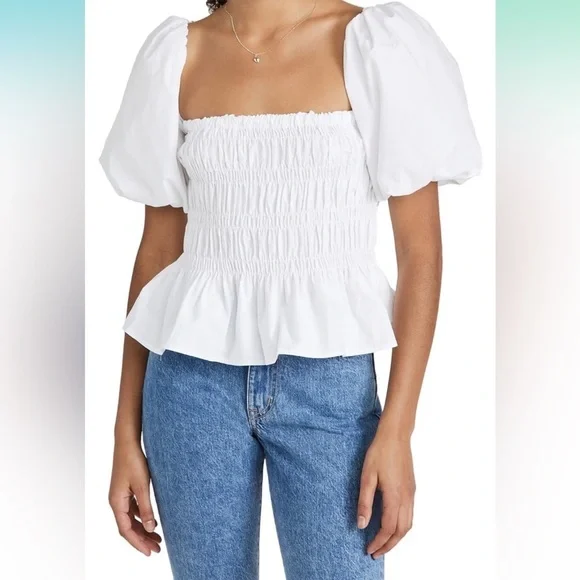 ASTR the Label Bubble Puffy Sleeve Smocked white top size L