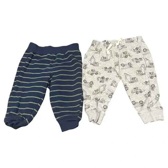 Carter’s  100% Cotton Baby Sweatpants Joggers Bundle of 2 Size 9mo