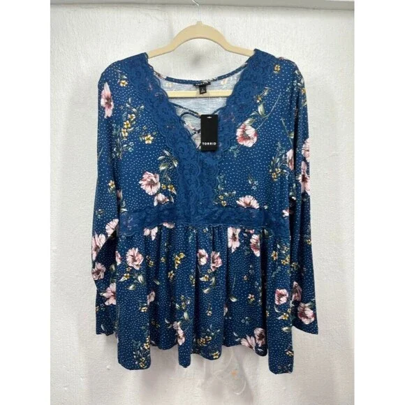 TORRID WOMENS 2X FLORAL PRINT LACE NECKLINE WAIST LONG SLEEVE TOP NEW