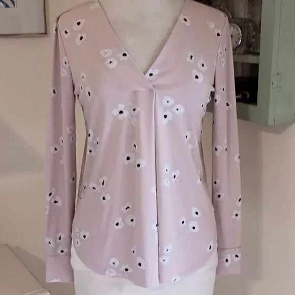 Ann Taylor Knit Top