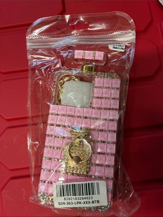 Source Unknown Pink Rhinestone Phone Case with Gold Ring and Chain