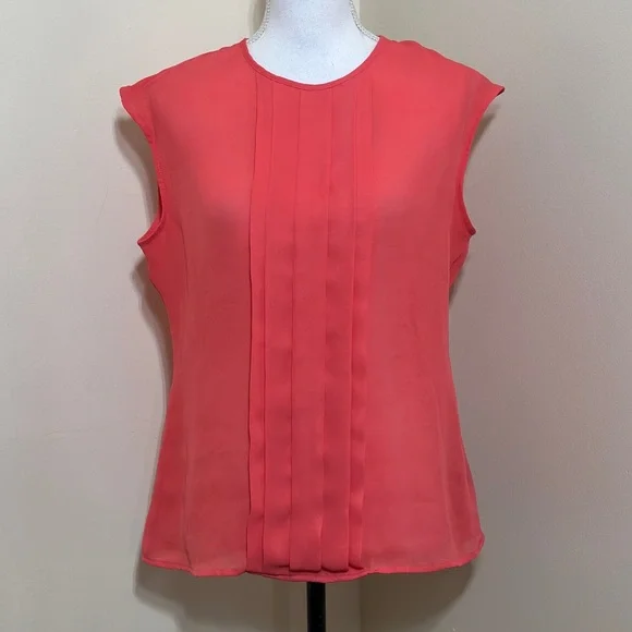 Worthington || Woman hot pink blouse size Medium