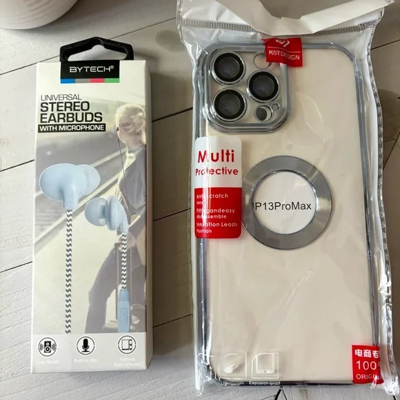 KST DESIGN + BYTECH BUNDLE : iPhone 13 Pro Max Case + Earbuds