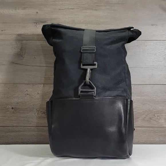 Hammarhead Industries Day Pack Motorcycle Travel Bag Rucksack Tote