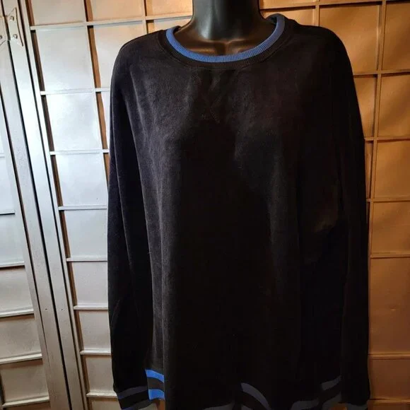 NWT Original Use Black with blue sweatshirt