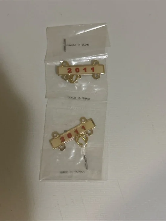 Vintage 2011 Gold Tone Enamel Year Bar Citation Pin Red Infill NIP