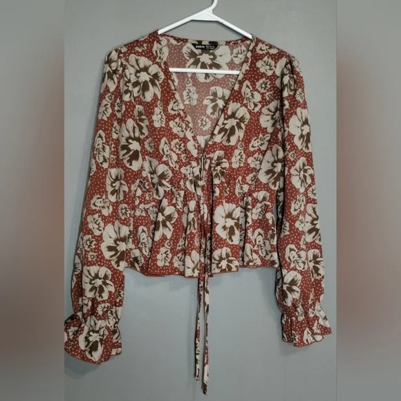 Shein Floral Rust Blouse Size (M)