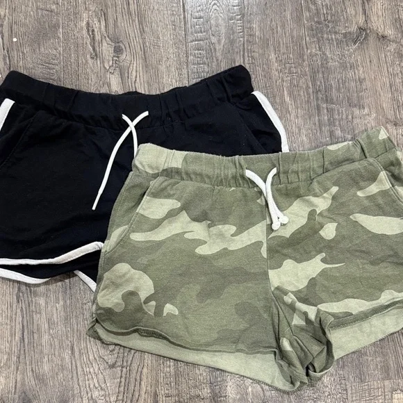 Old Navy Black White and Camouflage Shorts Cotton Shorts Bundle Girls Size L