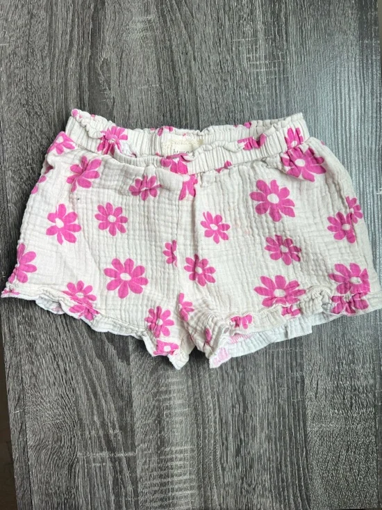 btween Pink Daisy Ruffle Shorts | Size 6