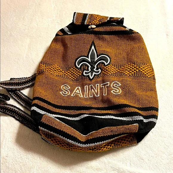 New Orleans Saints Black and Gold Drug Rug Drawstring Backpack. NWOT